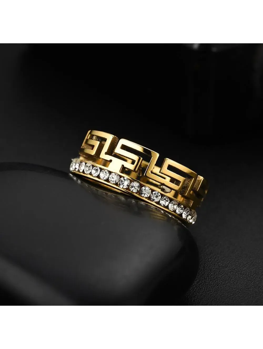 Cutout RING - Gold - CZs - size 10